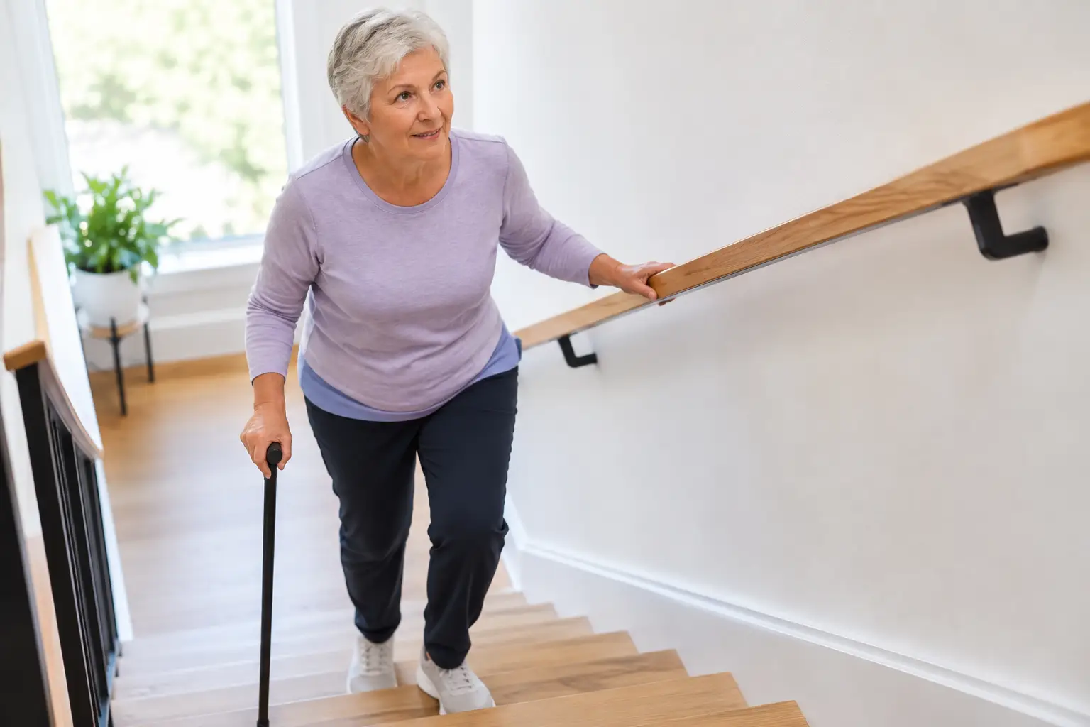 Using Stairs After Hip Replacement Safely